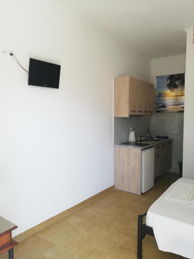 Anestis Studios Agios Georgios  Room photo